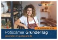 Werbung für Potsdamer GründerTag Junge Frau steht vor einem Regal mit Malerschürze und stelle eine junge Gründerin ein einer Keramikwerkstatt dar.